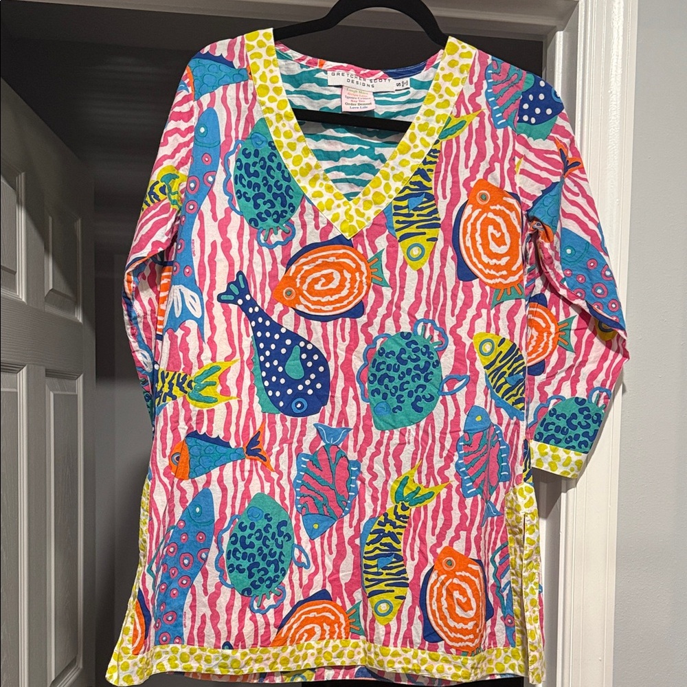 Gretchen Scott Colorful Fish Print Women's Top small